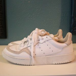 Adidas sneakers, size 6 kids in Spain, US W8